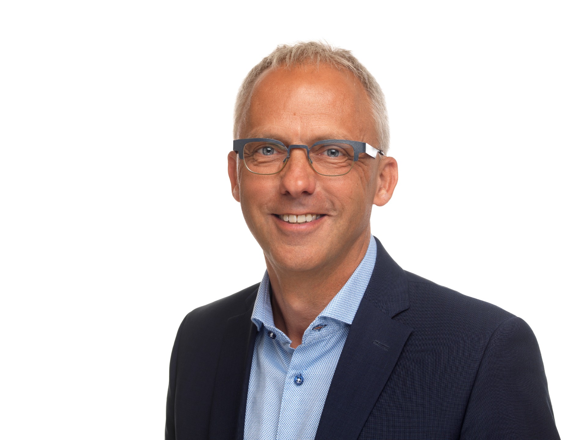 advocaat mr. D. Warnink advocaat mr. D. Warnink